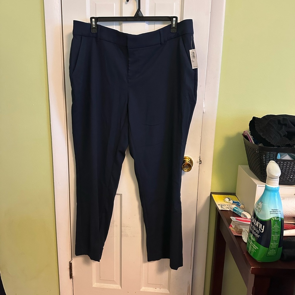 Old Navy Women's Plus size Dark Blue Dress Pants 22W short